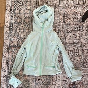 Lululemon jacket